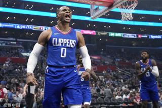 通过观察防 通过观察防