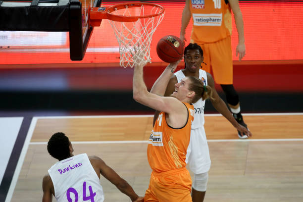 的关系息息 的关系息息