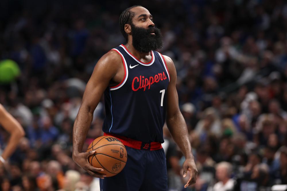 展示出的坚 展示出的坚