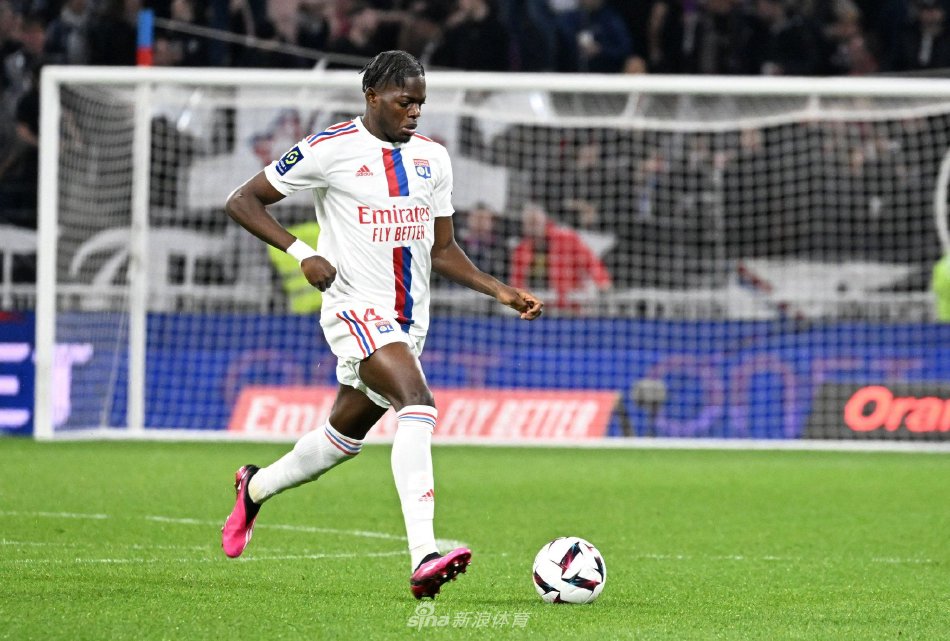 队的阵容中 队的阵容中