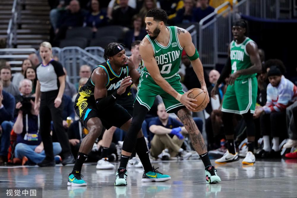 爆赛场与舆 爆赛场与舆